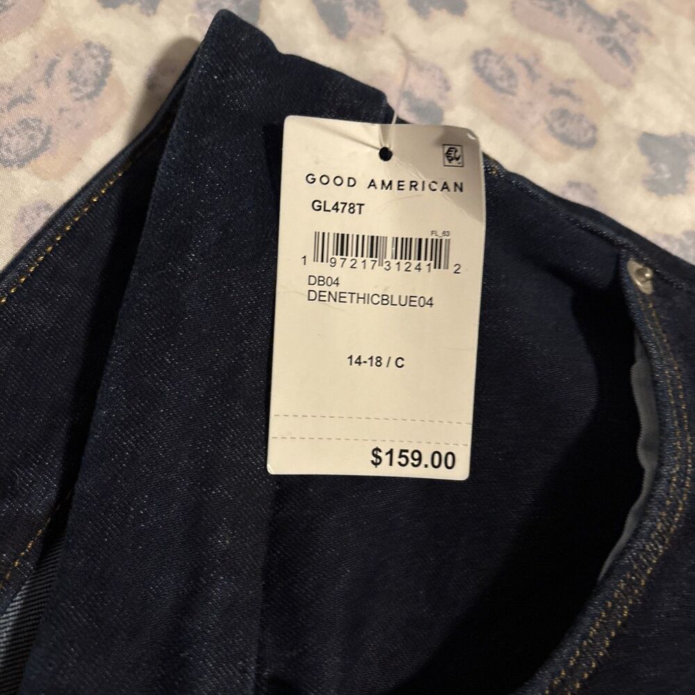 Good American Women’s Skinny Jeans in Dark Indigo - Picture 2 of 15